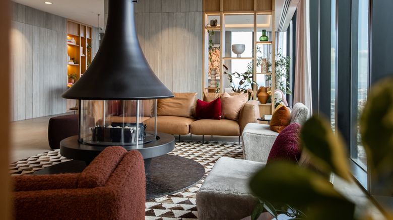 <b>Home Southbank-Urban Rest Lobby</b>. Images powered by <a href="https://www.leonardoworldwide.com/" title="Leonardo Worldwide" target="_blank">Leonardo</a>.