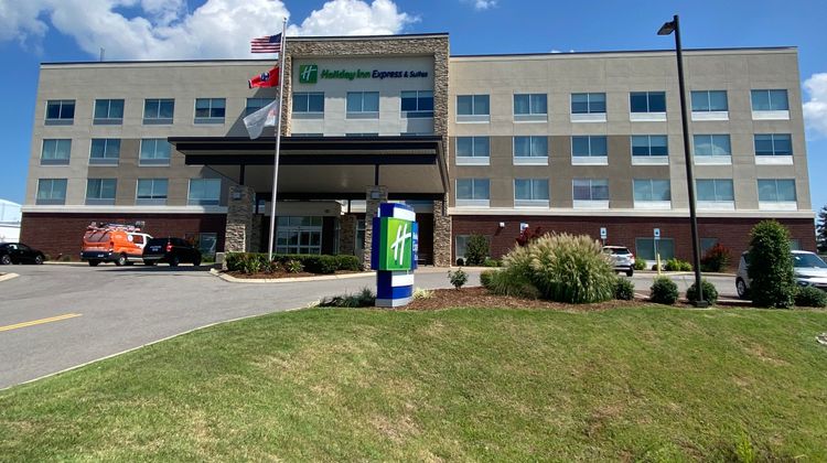 Holiday Inn Express/Sts Nashville North Exterior