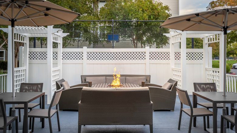 <b>Residence Inn Sacramento Rancho Cordova Exterior</b>. Images powered by <a href="https://www.leonardoworldwide.com/" title="Leonardo Worldwide" target="_blank">Leonardo</a>.