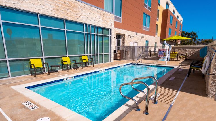 SpringHill Suites Newark Fremont Pool