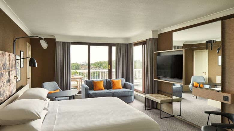 <b>London Marriott Hotel Regents Park Suite</b>. Images powered by <a href="https://www.leonardoworldwide.com/" title="Leonardo Worldwide" target="_blank">Leonardo</a>.