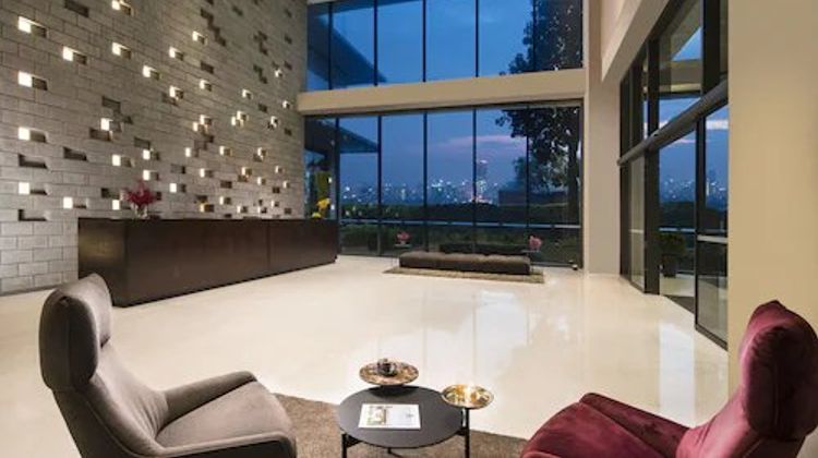 Somerset West Point Hanoi Lobby