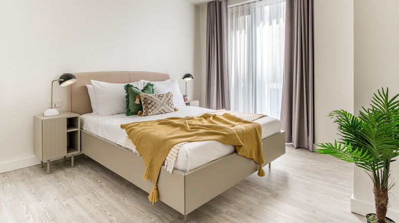 <b>Urban Rest - Stratford Room</b>. Images powered by <a href="https://www.leonardoworldwide.com/" title="Leonardo Worldwide" target="_blank">Leonardo</a>.
