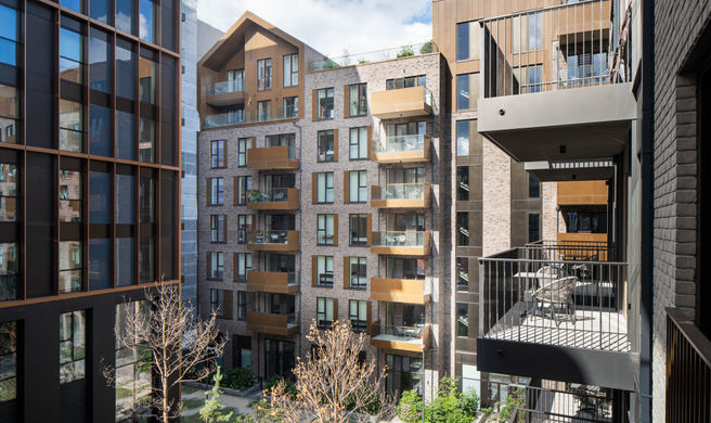 Urban Rest - Dublin Docklands Exterior
