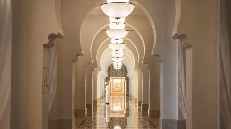 <b>Four Seasons Resort Dubai At Jumeriah Beach Lobby</b>. Images powered by <a href="https://www.leonardoworldwide.com/" title="Leonardo Worldwide" target="_blank">Leonardo</a>.