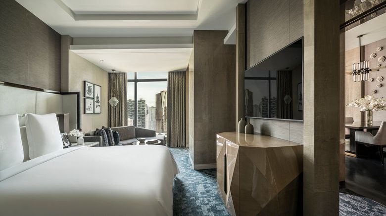<b>Four Seasons Hotel Kuala Lumpur Suite</b>. Images powered by <a href="https://www.leonardoworldwide.com/" title="Leonardo Worldwide" target="_blank">Leonardo</a>.