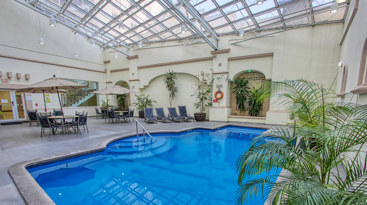 Holiday Inn Centro de Convenciones Pool