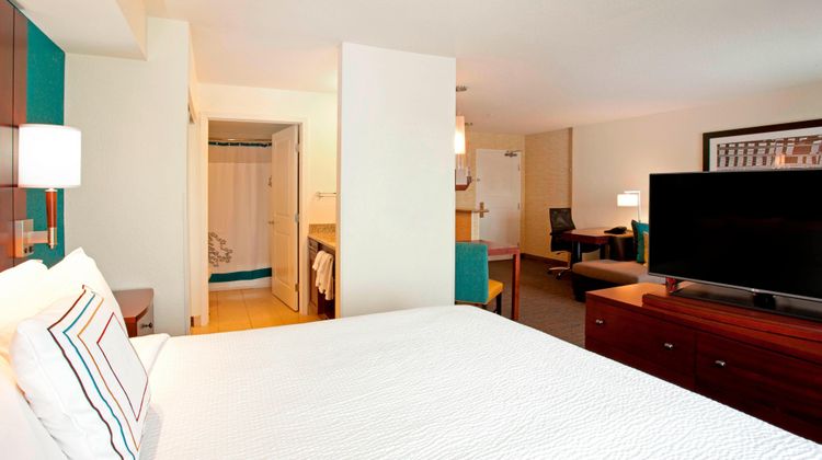 Residence Inn PDX at Cascade Station Suite
