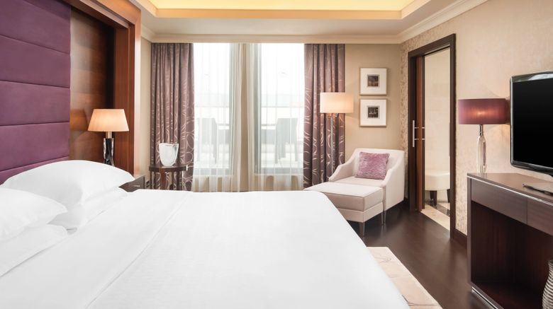 <b>Sheraton Bratislava Hotel Room</b>. Images powered by <a href="https://www.leonardoworldwide.com/" title="Leonardo Worldwide" target="_blank">Leonardo</a>.