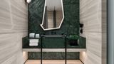 <b>The Westin Yantai Room</b>. Images powered by <a href="https://www.leonardoworldwide.com/" title="Leonardo Worldwide" target="_blank">Leonardo</a>.