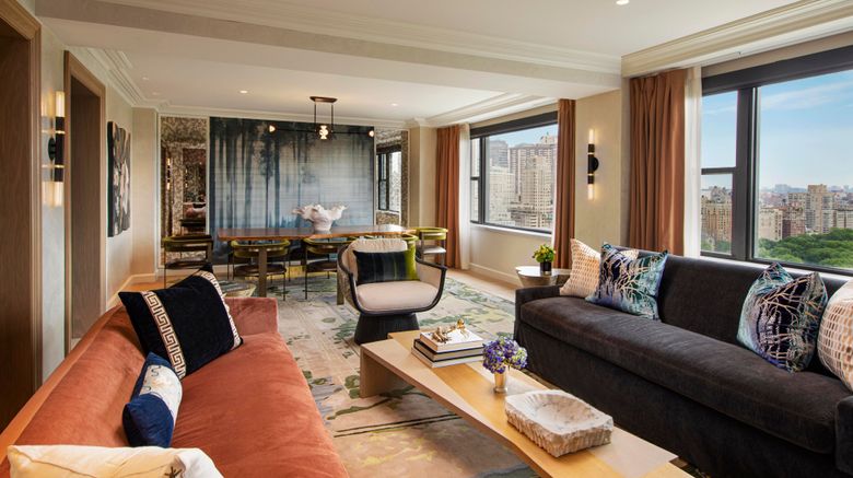 <b>JW Marriott Essex House New York Room</b>. Images powered by <a href="https://www.leonardoworldwide.com/" title="Leonardo Worldwide" target="_blank">Leonardo</a>.