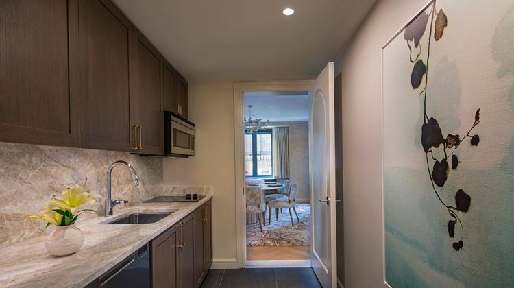 JW Marriott Essex House New York Room