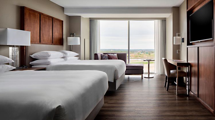 Omaha Marriott Downtown Capitol District Room