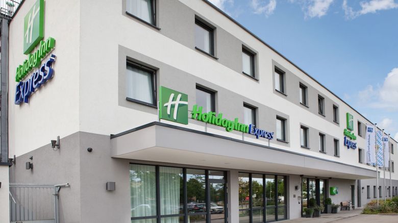 <b>Holiday Inn Express Olympiapark Exterior</b>. Images powered by <a href="https://www.leonardoworldwide.com/" title="Leonardo Worldwide" target="_blank">Leonardo</a>.