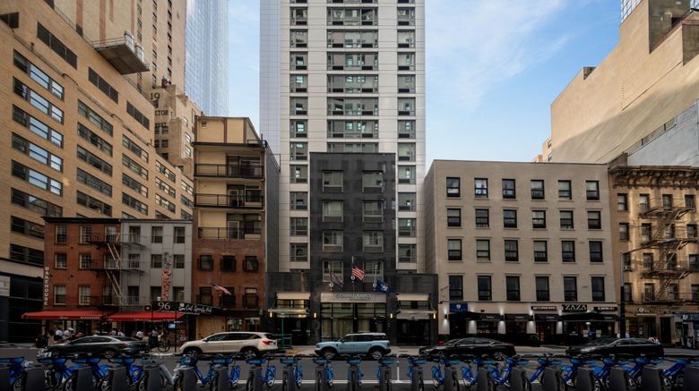 <b>Courtyard NYC World Trade Center Area Exterior</b>. Images powered by <a href="https://www.leonardoworldwide.com/" title="Leonardo Worldwide" target="_blank">Leonardo</a>.