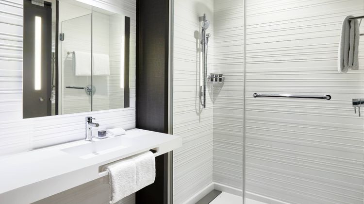 AC Hotel Oklahoma City Bricktown Room