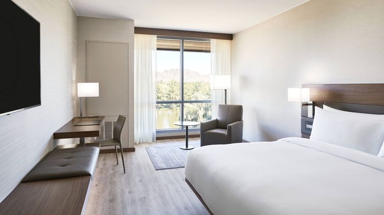 AC Hotel Phoenix Biltmore Room