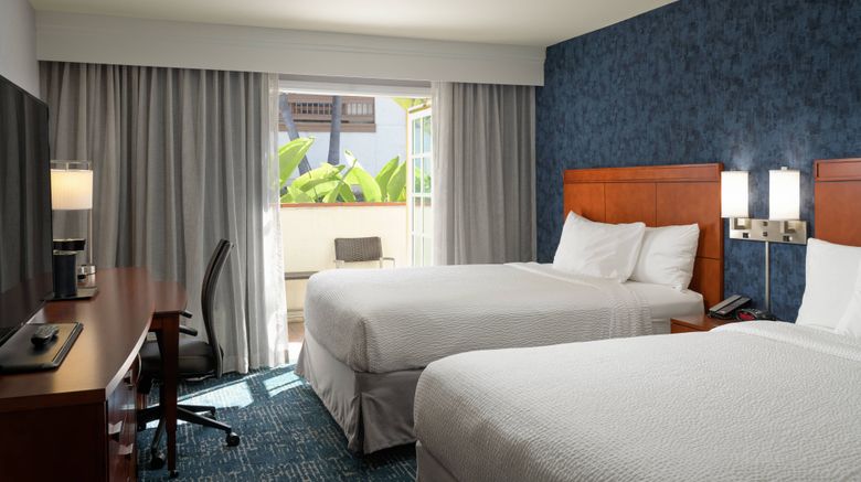 <b>Courtyard by Marriott San Diego Old Town Room</b>. Images powered by <a href="https://www.leonardoworldwide.com/" title="Leonardo Worldwide" target="_blank">Leonardo</a>.