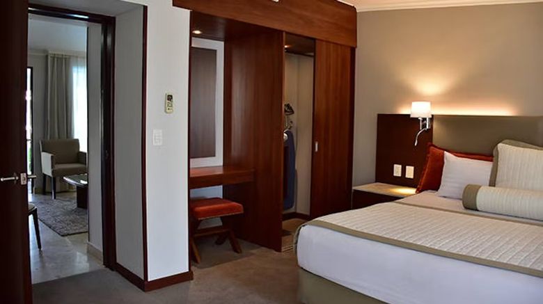 <b>Guadalajara Plaza Ejecutivo Suite</b>. Images powered by <a href="https://www.leonardoworldwide.com/" title="Leonardo Worldwide" target="_blank">Leonardo</a>.
