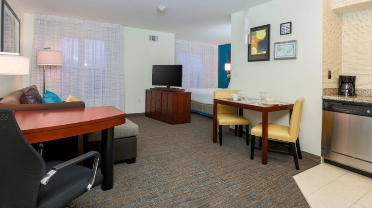 Residence Inn Arlington South Room