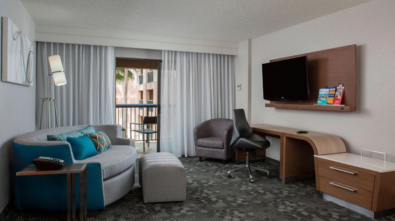<b>Courtyard Orlando Lake Buena Vista Room</b>. Images powered by <a href="https://www.leonardoworldwide.com/" title="Leonardo Worldwide" target="_blank">Leonardo</a>.