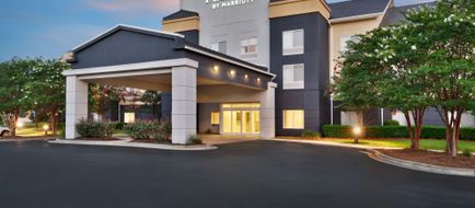 Fairfield Inn & Suites Albany Exterior