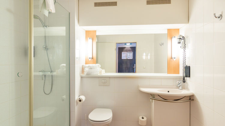 B&B Hotel Duisburg Room