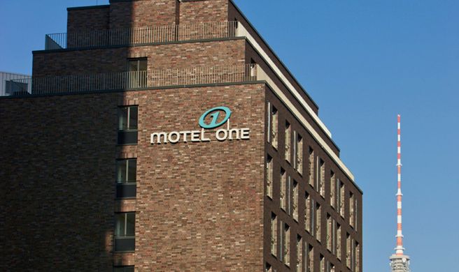 Motel One Berlin-Spittelmarkt Exterior