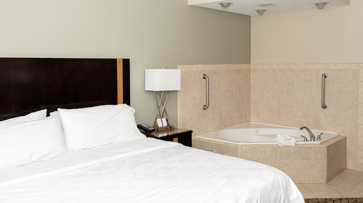 Holiday Inn Effingham Room