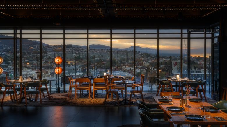 <b>Crowne Plaza Hobart Restaurant</b>. Images powered by <a href="https://www.leonardoworldwide.com/" title="Leonardo Worldwide" target="_blank">Leonardo</a>.