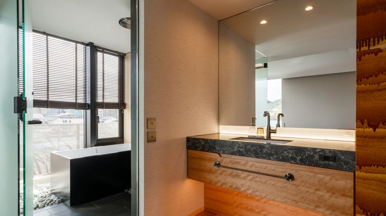 <b>Genji Kyoto, a Member of Design Hotels Room</b>. Images powered by <a href="https://www.leonardoworldwide.com/" title="Leonardo Worldwide" target="_blank">Leonardo</a>.
