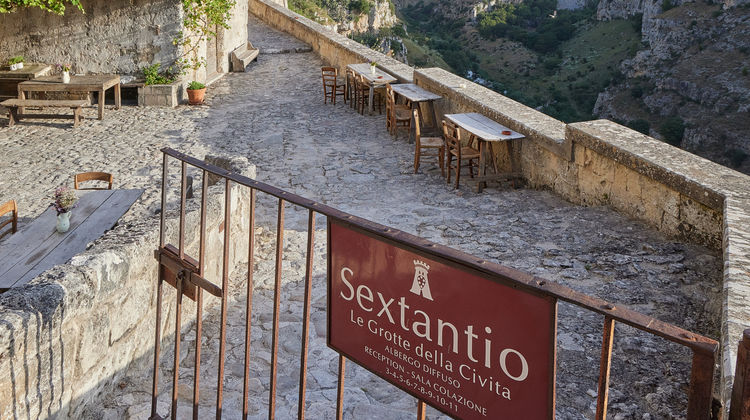 Sextantio Grotte Della Civita Exterior