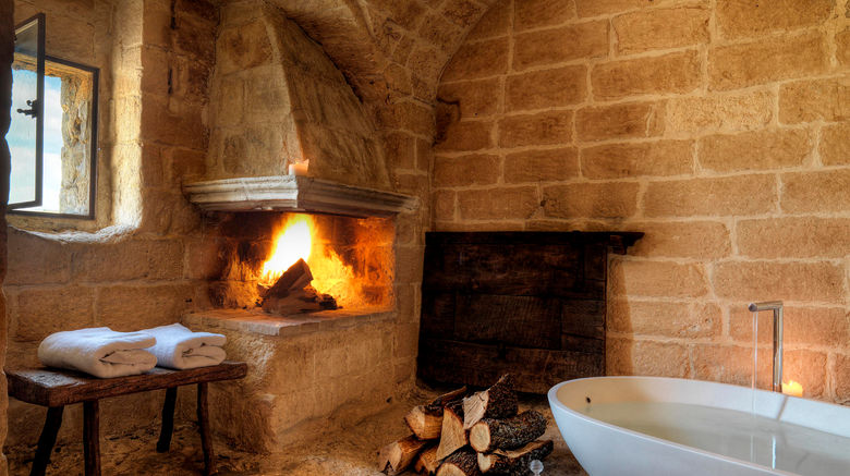 <b>Sextantio Grotte Della Civita Room</b>. Images powered by <a href="https://www.leonardoworldwide.com/" title="Leonardo Worldwide" target="_blank">Leonardo</a>.