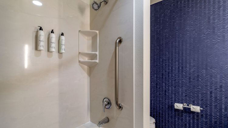 Fairfield Inn & Suites Cherokee Room