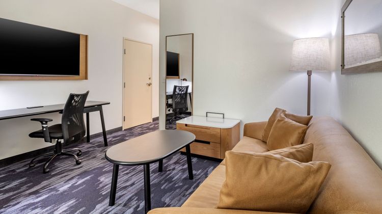 Fairfield Inn & Suites Cherokee Suite