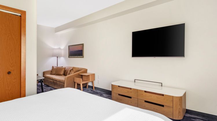Fairfield Inn & Suites Cherokee Suite