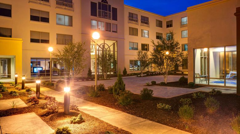 <b>Sheraton Hartford South Hotel Exterior</b>. Images powered by <a href="https://www.leonardoworldwide.com/" title="Leonardo Worldwide" target="_blank">Leonardo</a>.