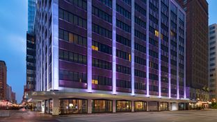 AC Hotel by Marriott Houston Downtown