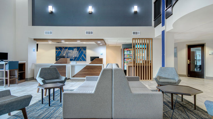 Holiday Inn Express Marietta ATL NW Exterior