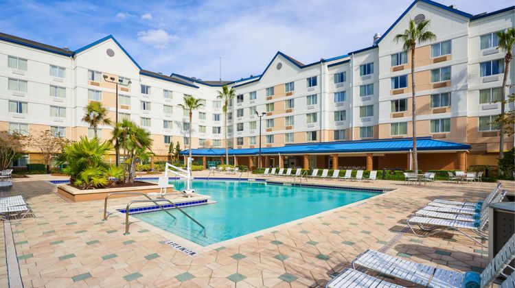 Fairfield Inn/Suites Orlando Lake Buena Pool