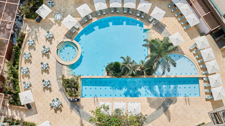 Four Seasons Hotel Cairo at Nile Plaza Pool