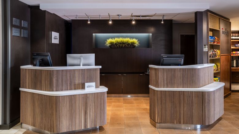 <b>Courtyard Denver Southwest/Lakewood Lobby</b>. Images powered by <a href="https://www.leonardoworldwide.com/" title="Leonardo Worldwide" target="_blank">Leonardo</a>.