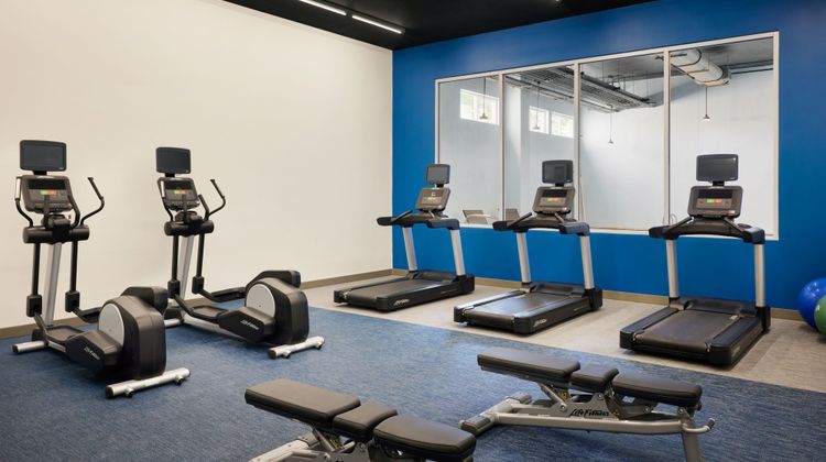 Aloft Leawood-Overland Park Recreation