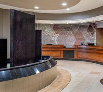 SpringHill Suites by Marriott Norfolk Lobby