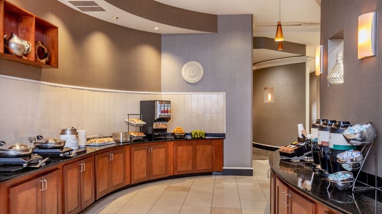 <b>SpringHill Suites by Marriott Norfolk Restaurant</b>. Images powered by <a href="https://www.leonardoworldwide.com/" title="Leonardo Worldwide" target="_blank">Leonardo</a>.