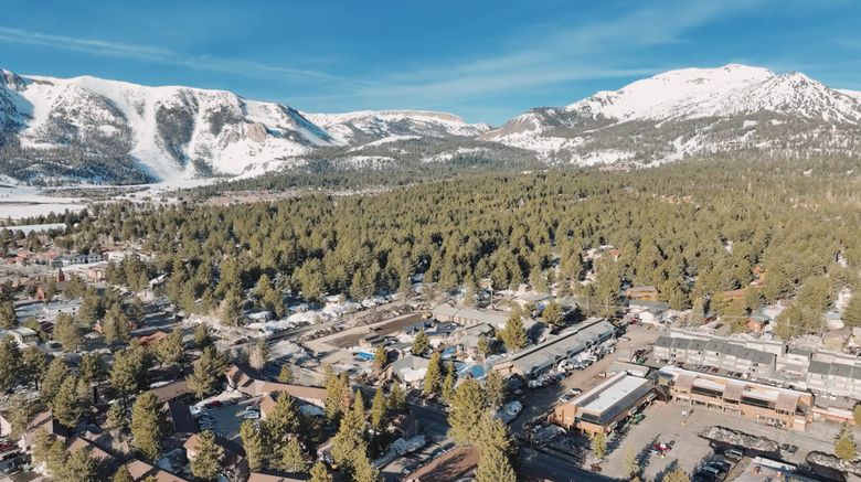 <b>Outbound Mammoth Exterior</b>. Images powered by <a href="https://www.leonardoworldwide.com/" title="Leonardo Worldwide" target="_blank">Leonardo</a>.