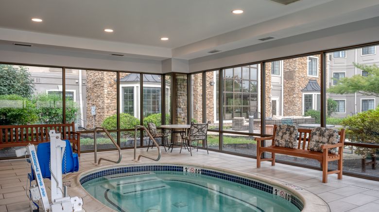 <b>Staybridge Suites Pool</b>. Images powered by <a href="https://www.leonardoworldwide.com/" title="Leonardo Worldwide" target="_blank">Leonardo</a>.