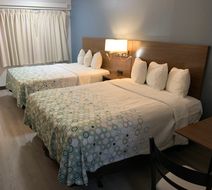 HomeTowne Studios Mystic-New London Room
