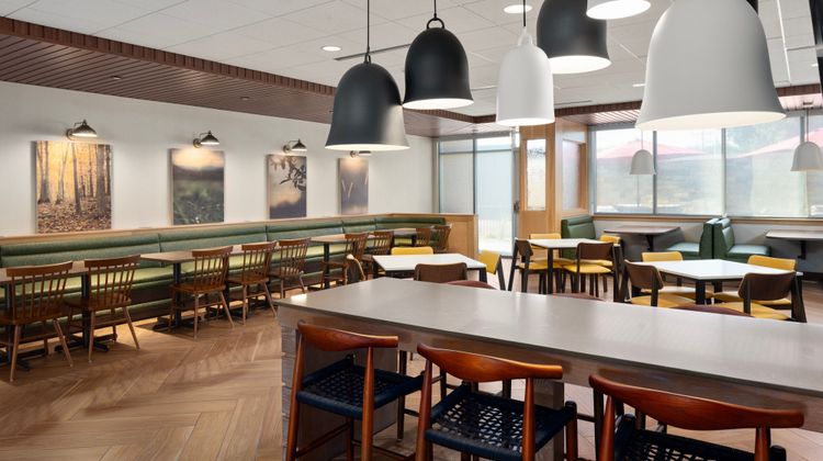 Fairfield Inn & Suites Yankton Restaurant