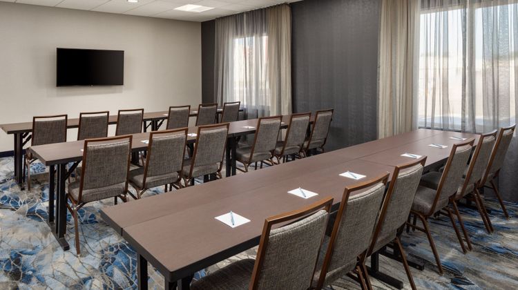 Fairfield Inn & Suites Yankton Meeting
